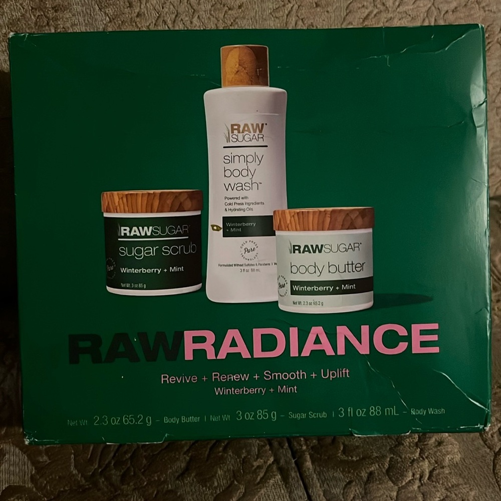 Sugar Skincare Cleanser & Exfoliant Set Green and Pink